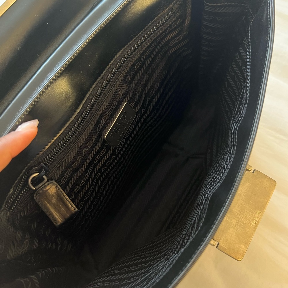 Authentic Leather Prada Bag - Picture 4 of 12
